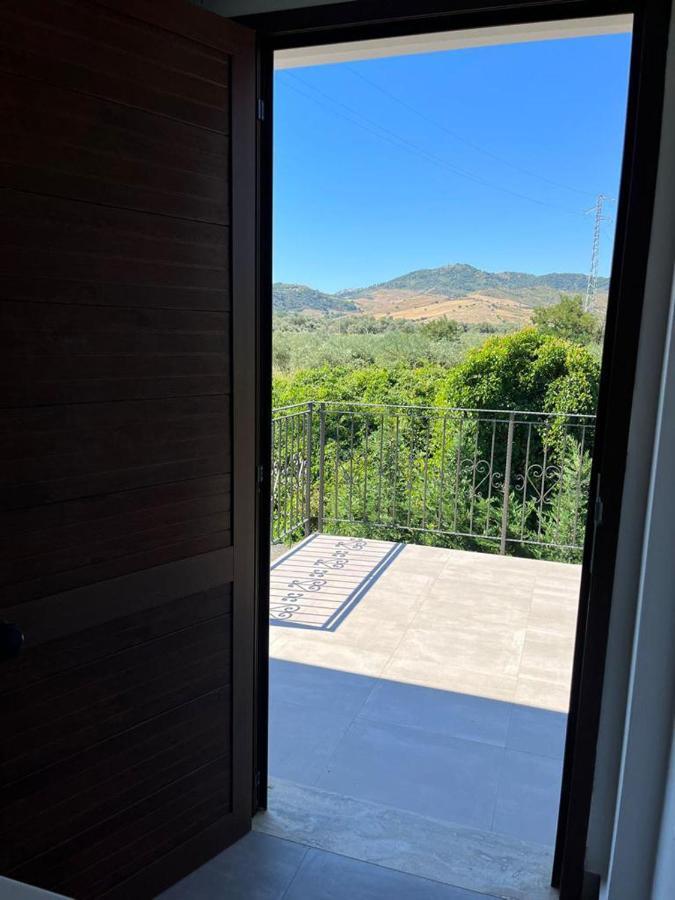 Torretta  Policaretto Rooms מראה חיצוני תמונה